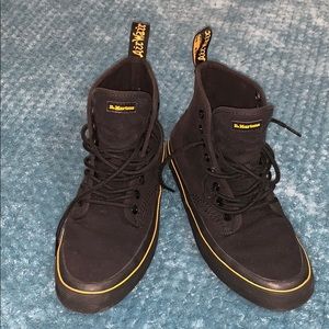 Dr. Martens canvas   Like new. Size 6.5